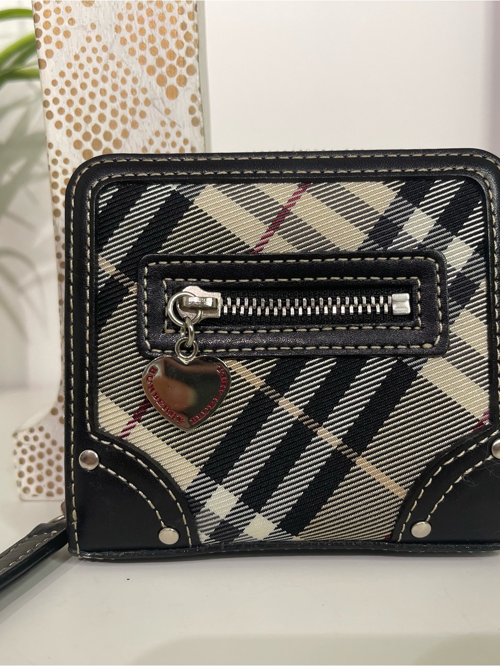 Burberry Black & Cream Zip-Accent Women's Wallet with Heart Charm